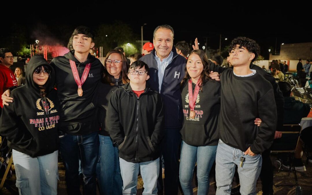 Reconoce Toño Astiazarn a talento hermosillense con Cena Por El Deporte