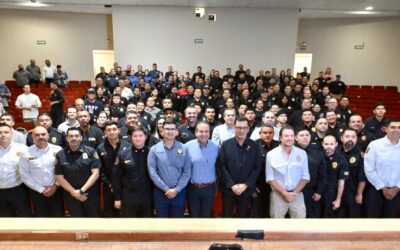 Anuncia Toño Astiazarán construcción de dos nuevas estaciones de Bomberos en Foro Internacional