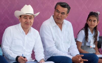 Entregan becas a estudiantes de primaria en Soyopa y Mazatán