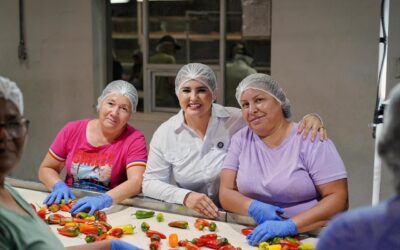 Destaca Celida López el impacto de la hortaliza y el trabajo de las mujeres en el campo