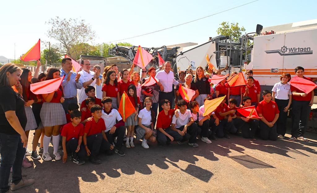 Inicia Toño Astiazarán recarpeteo de avenida Rebeico que beneficia a miles de habitantes