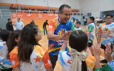 Apoya «Toño» Astiazarán a más de 350 niñas y niños con campamento «Verano en Movimiento»