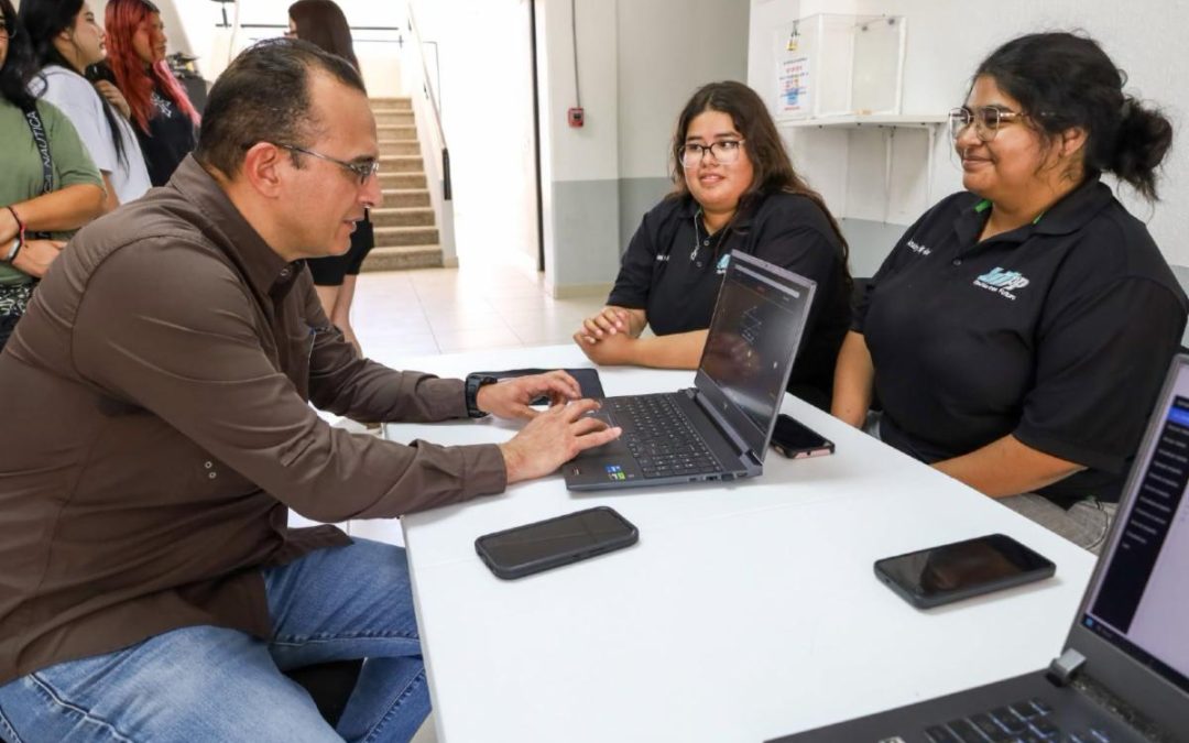 Estudiantes universitarios se especializan en innovación digital y tecnológica: UTPP