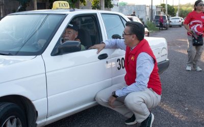Ramón Flores realiza recorrido en Colinas del Sol, Guaymas