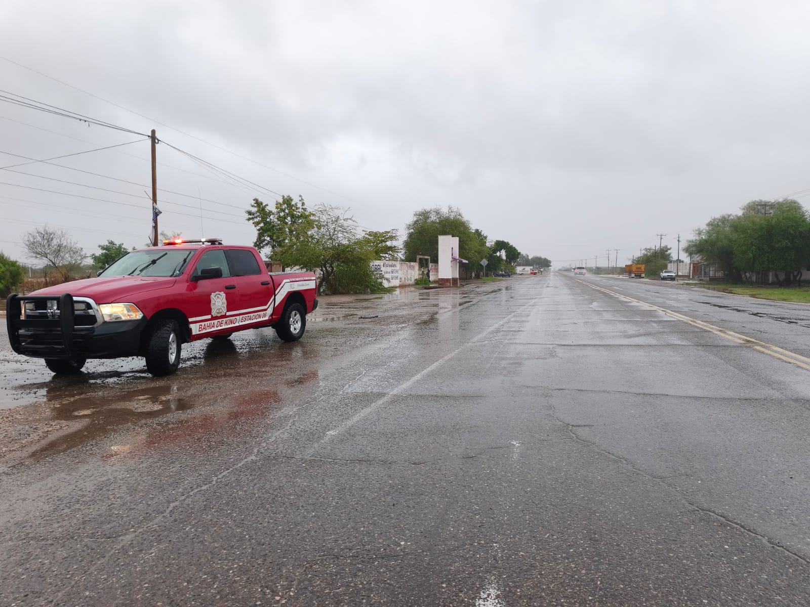 Atiende Gobierno Municipal de Hermosillo afectaciones por lluvias en Miguel Alemán (1)