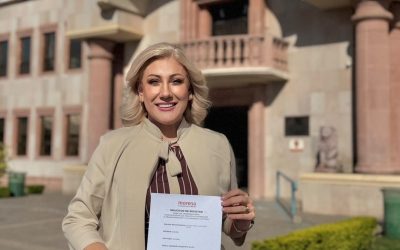 Claudia Santacruz se registra para Coordinación Municipal de Morena en Cajeme