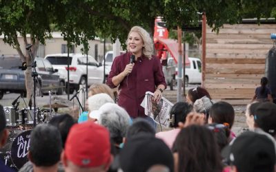 Claudia Santacruz realiza asamblea informativa en Cajeme
