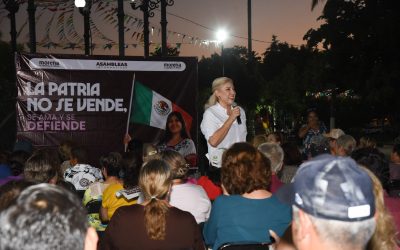 Santacruz y Monge promueven unidad en encuentro con familias de Esperanza